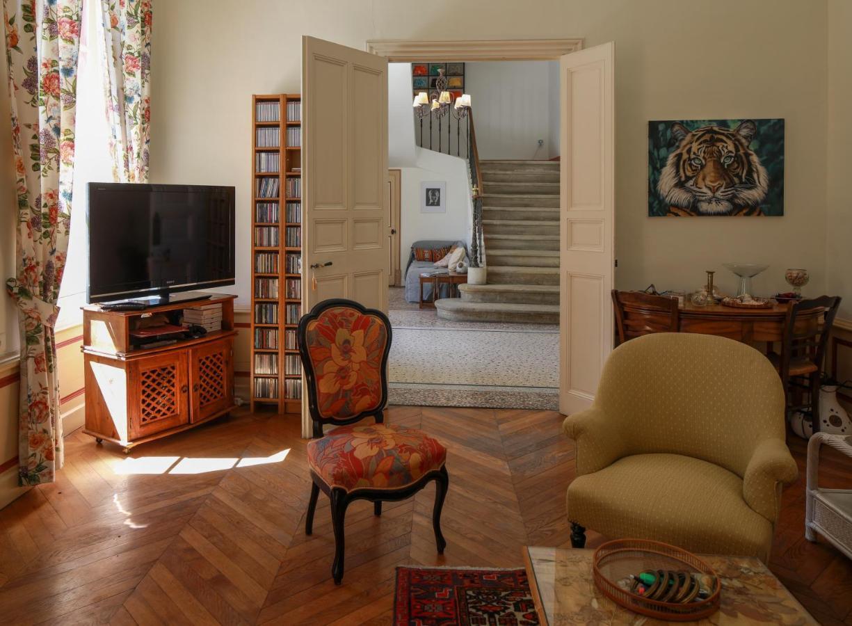 Le 37 Malaucene Bed & Breakfast ภายนอก รูปภาพ