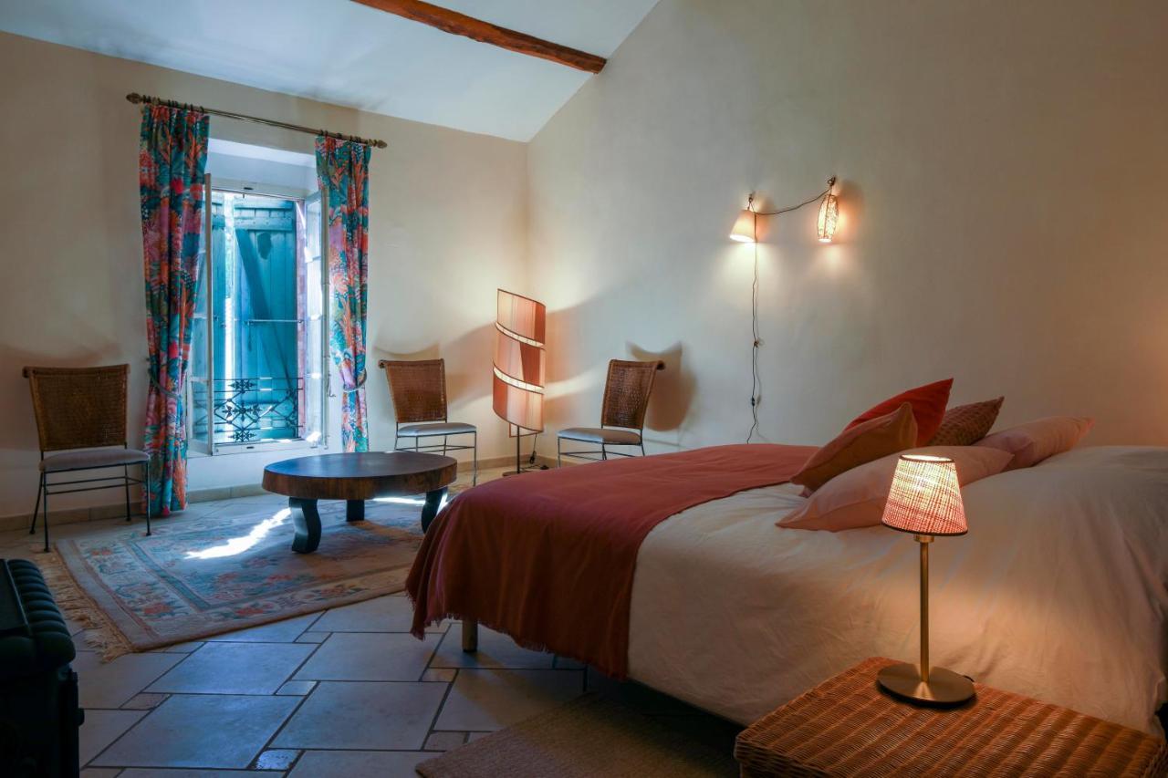 Le 37 Malaucene Bed & Breakfast ห้อง รูปภาพ